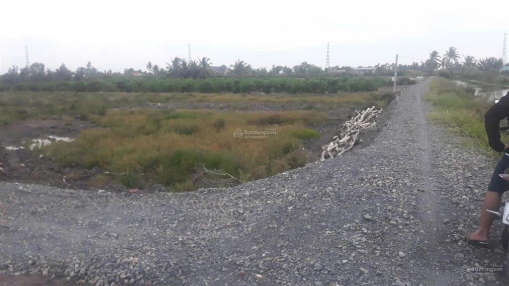 Đất vườn kích thước đẹp 21x46m =1220m2 giá chỉ 1tỷ100 đất view kênh lớn lên được thổ