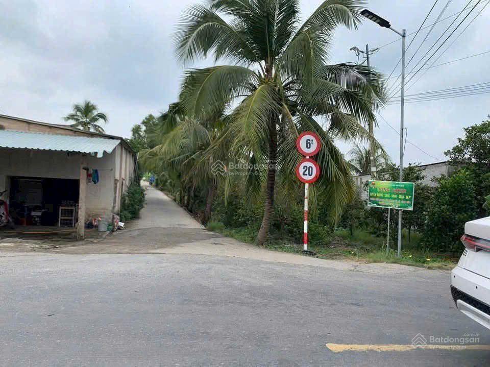 2000m2 đất vườn kích thước đẹp 45x46 giá chỉ 1ty6 mua đầu tư hoặc làm nhà vườn đều đẹp giá rẻ
