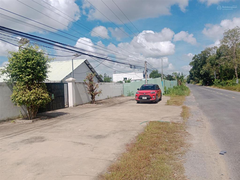 Bán đất lương hòa, bến lức, 16 tỷ, 2811.5 m2 đường nhựa xe công thoải mái thuận tiện kho xưởng