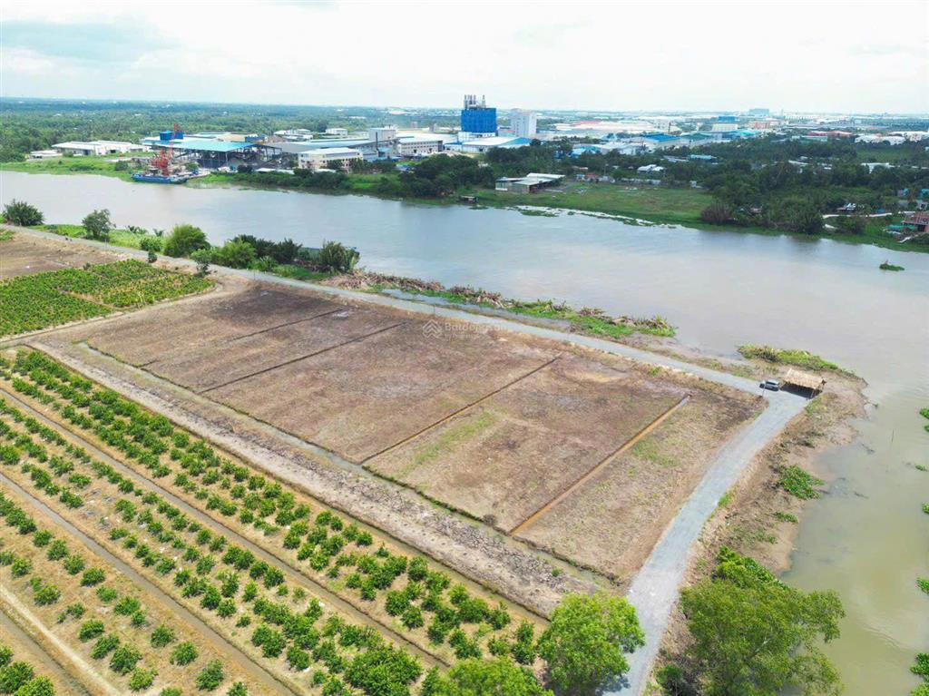 Khu vực lên được thổ cư dân cư xung quanh đông giá phù hợp làm nhà vườn 500m2 đất vườn giá 750tr
