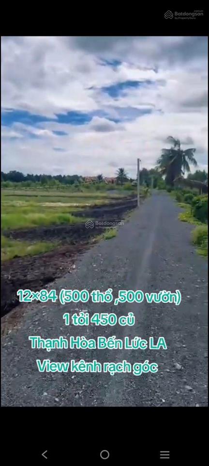 1006m2 có 500m2 thổ 506m2 vườn giá chỉ 1 tỷ 400 view kênh cực đẹp nhà cửa xung quanh điện nước gần
