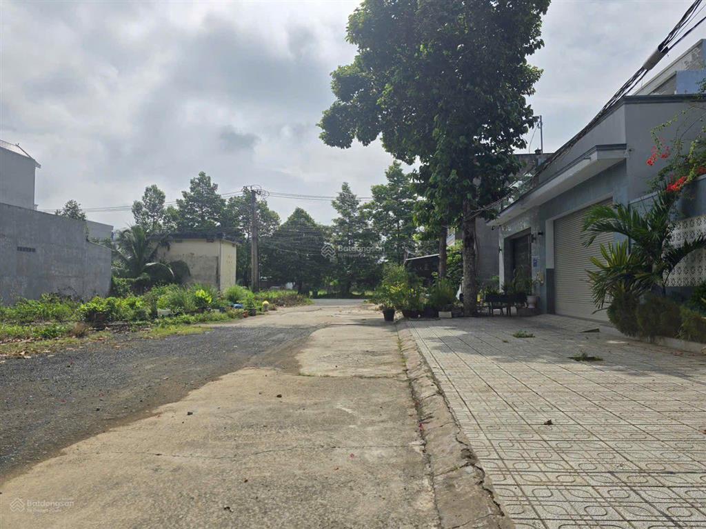 3 nền liền kề thuận tiện mở kinh doanh nhà nghỉ nhà hàng quán ăn khu dân cư sầm uất phát triển mạnh