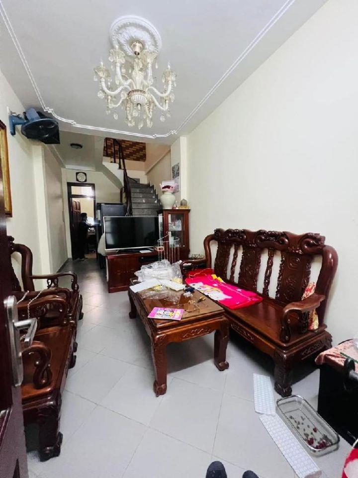 BÁN GẤP nhà Trần Quý Kiên - kinh dianh 33 m 6 tầng 18 tỷ