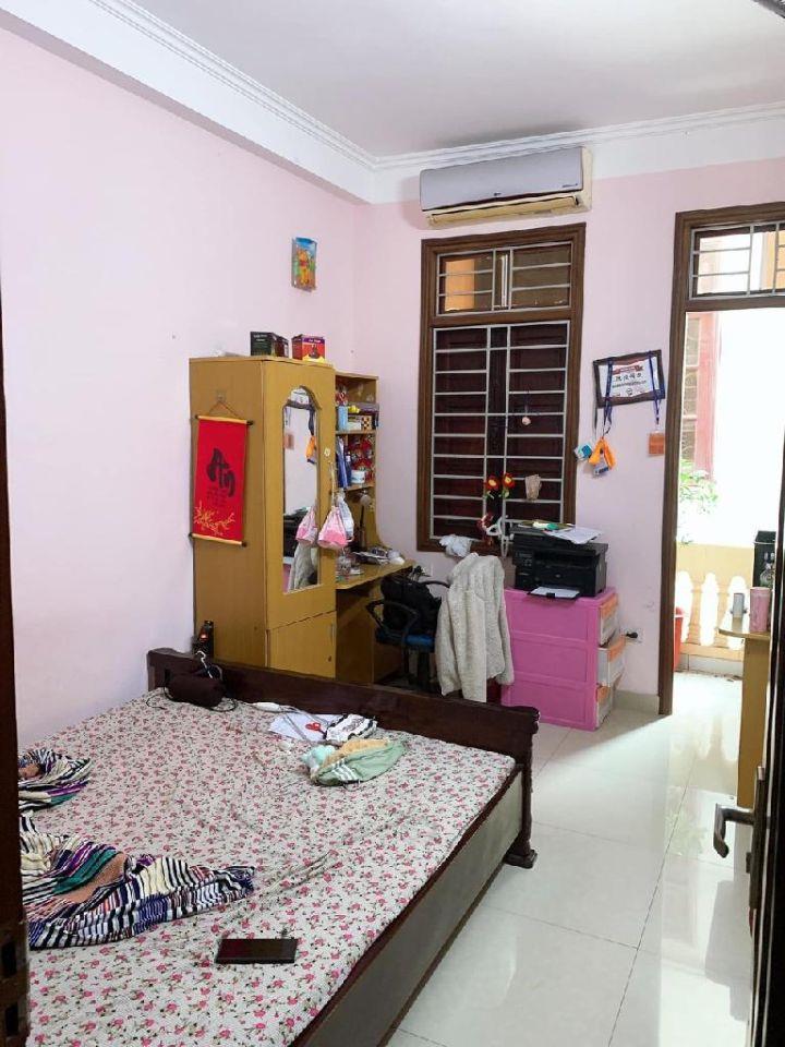 BÁN GẤP nhà Trần Quý Kiên - kinh dianh 33 m 6 tầng 18 tỷ