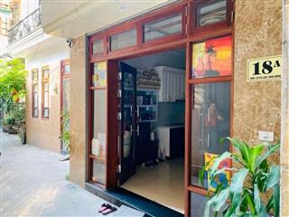 Bán nhà ngõ 89 Lạc Long Quân 41 m 5 tầng 7,7 tỷ