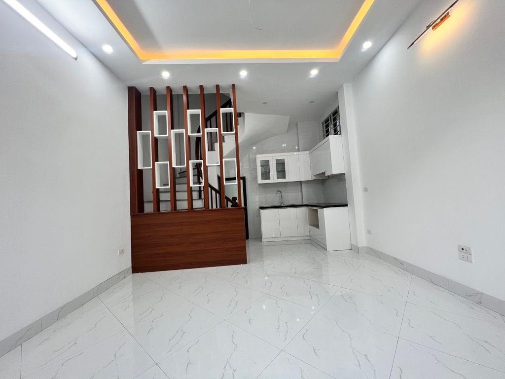 BÁN NHÀ MỚI TINH XUÂN ĐỈNH – THANG MÁY – VỊ TRÍ ĐẸP 32M 6 TẦNG- THANG MÁY 10,5 TỶ