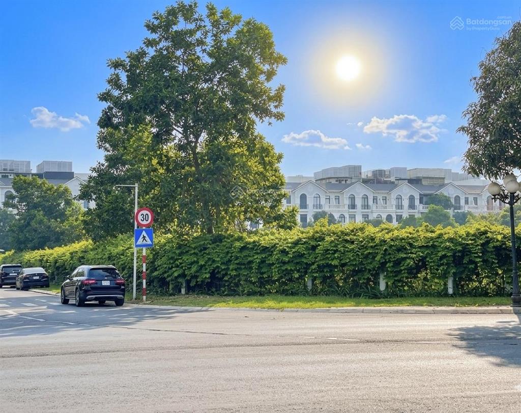 Dự án trường liên cấp phân khu biệt thự sao biển vin 1  dt 9508m2  lô góc 3 mặt tiền