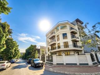 Giảm 3 tỷ bán đất tặng biệt thự sân vườn tđc 31ha trâu quỳ, 4 tầng thang máy dt230m2 mt 30m