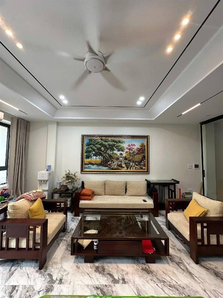 Cực hiếm  nhà 7 tầng lâm hạ  cạnh hồ  sát cầu trần hưng đạo  ô tô tránh  gara 2 ô tô