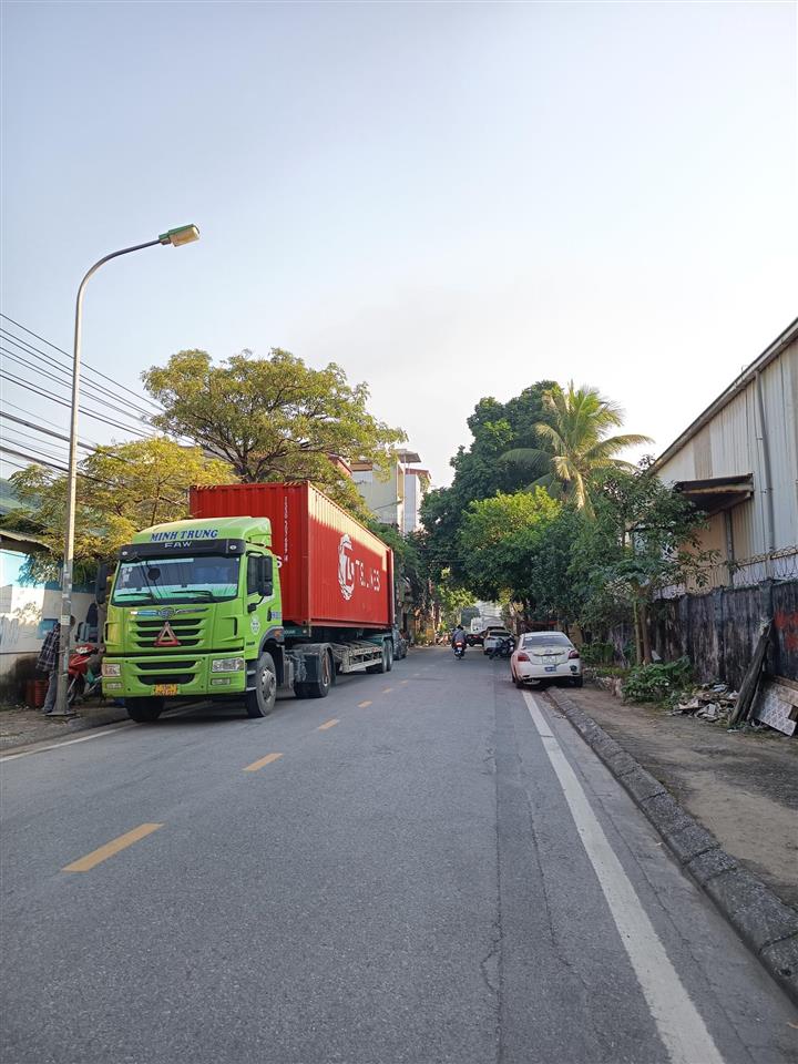 Cực hiếm bán đất mặt ngõ đức giang long biên 70m2  đường container tránh  kinh doanh