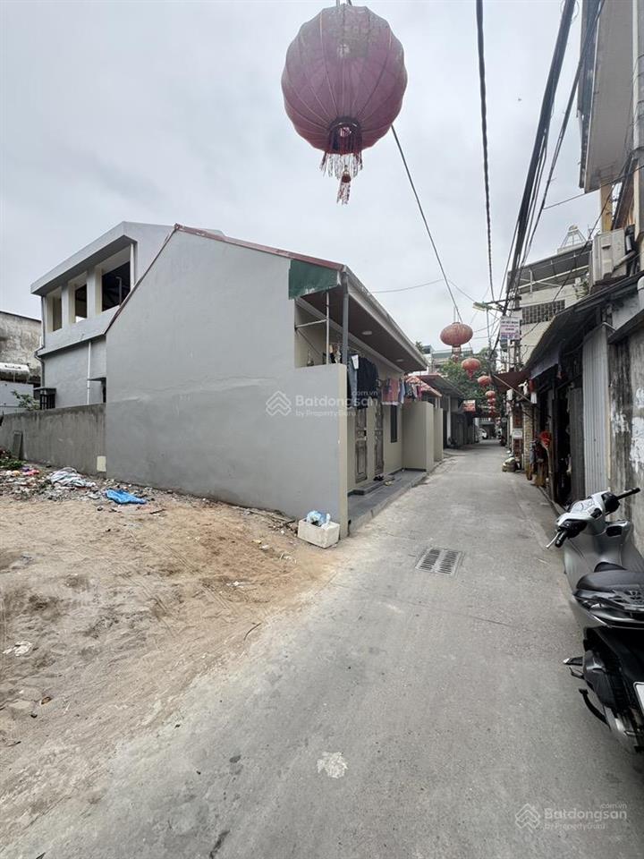 Giảm thẳng 500tr  còn 15,2 tỷ  100m2 đất quân đội ngọc thụy  ô tô vào  sổ cực đẹp