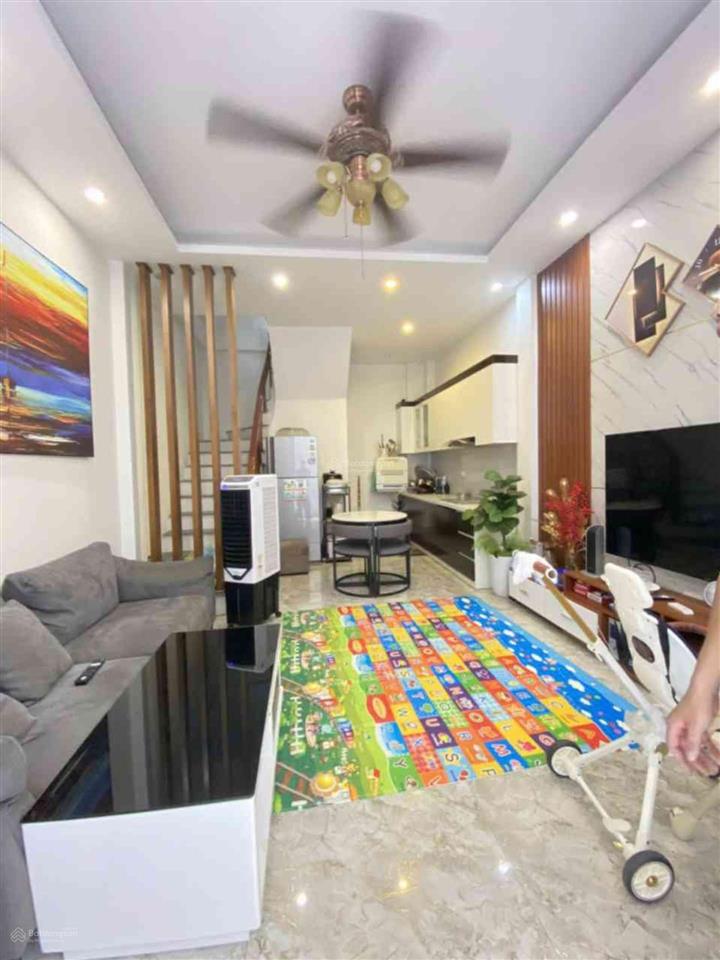 Hàng hiếm sót lại  nhà nguyễn sơn gia thụy 5 tầng, ô tô đỗ cửa, giá 8 tỷ