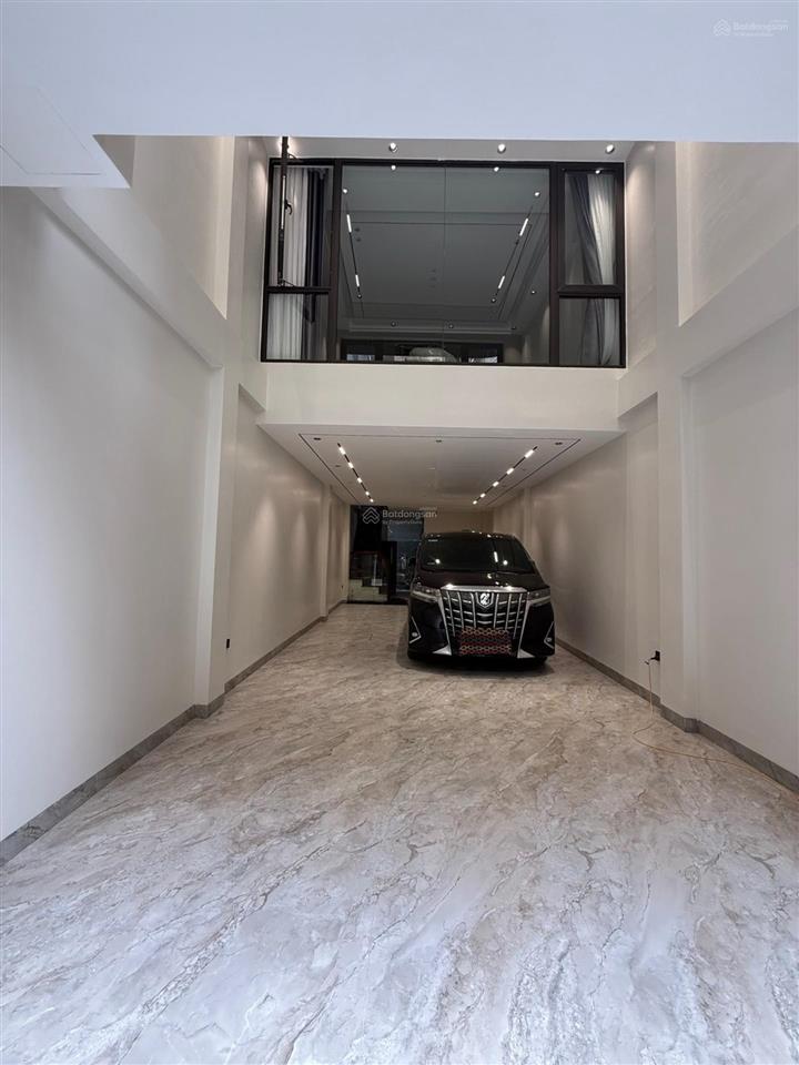 Hạ chào 2 tỷ  nguyễn văn cừ  70m2 x 6 tầng duplex  thang máy 630kg  tài sản công năng kép.