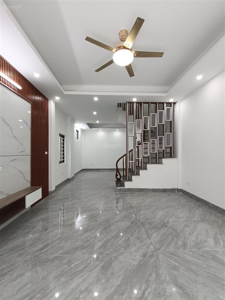 Cực hiếm  giảm mạnh  bán nhà mới đức giang  65m2, lô góc 4 tầng, giá hơn 8 tỷ