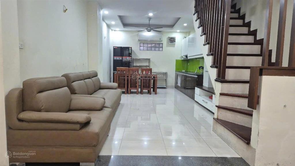 Hiếm  cho thuê nhà nguyễn văn cừ  48m2 x 4 tầng  4pn  ô tô đỗ cửa ngày đêm.