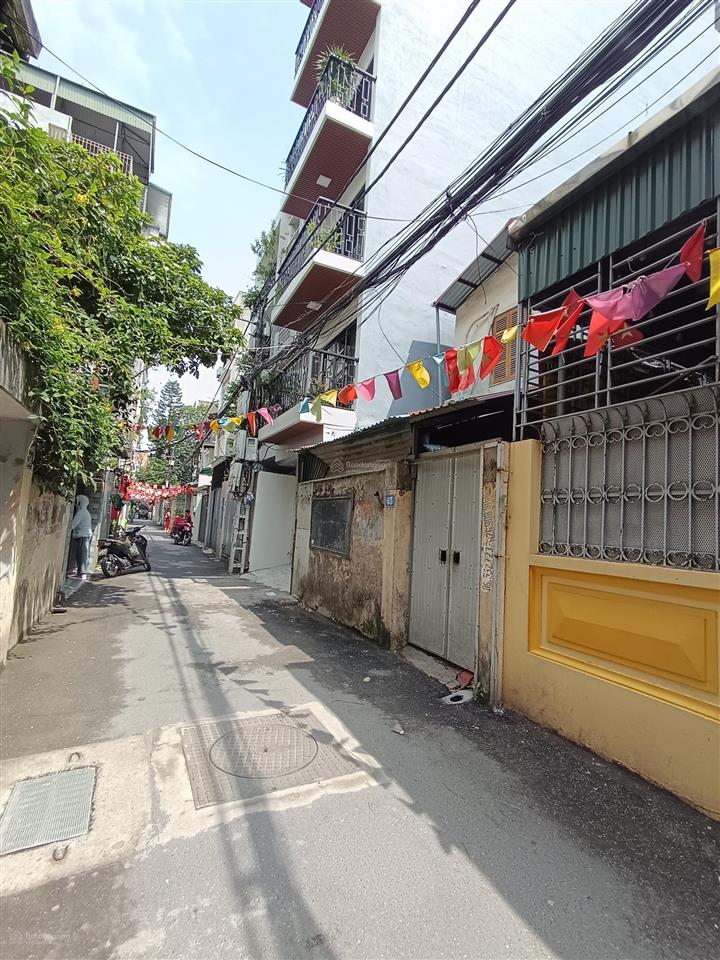 Cực hiếm  bán đất ái mộ, 70m2, mặt tiền 5m, ngõ thông xe tải, kinh doanh tốt, giá hơn 260tr/m2
