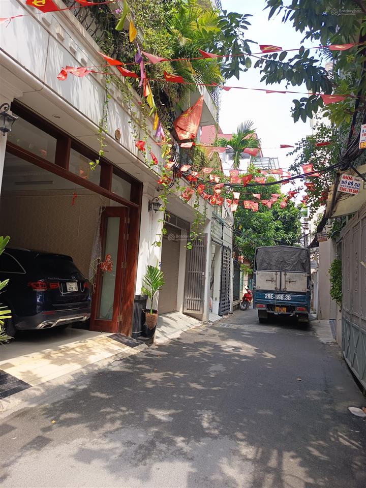 Cực hiếm  bán đất ái mộ, 70m2, mặt tiền 5m, ngõ thông xe tải, kinh doanh tốt, giá hơn 260tr/m2