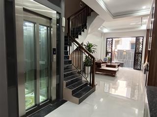 Cực hiếm  thạch bàn, nhà 50m2 x 5 tầng, thang máy kính, xe tải đỗ cổng, giá hơn 8 tỷ