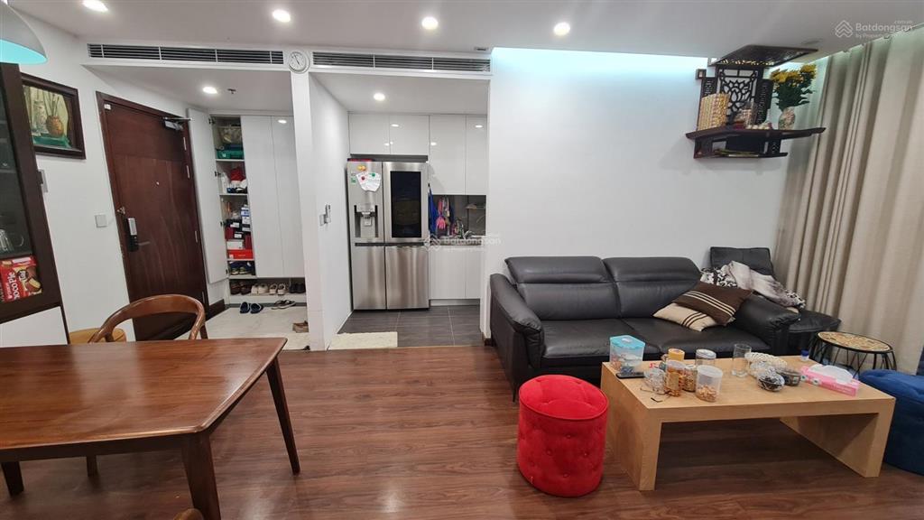 Bán gấp căn 2PN 68m2 chung cư Green Stars chỉ 6 tỷ Full Nội Thất