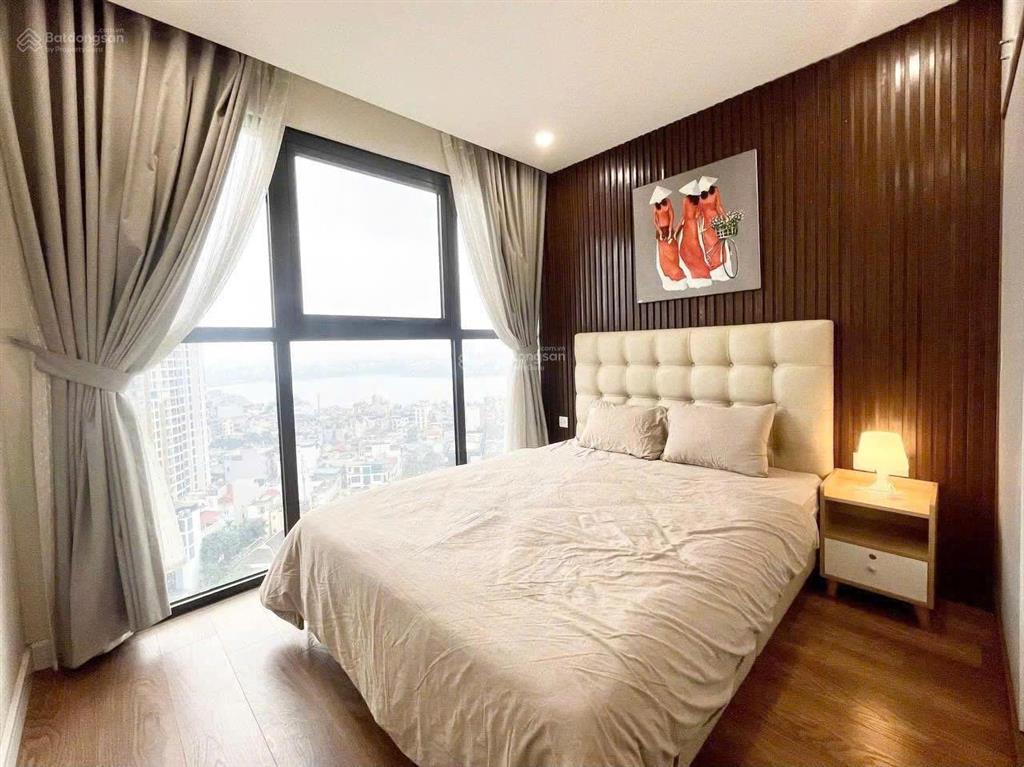 Hiếm... chỉ 16tr thôi ạ ! em cần cho thuê ngay căn 2pn 75m2 chung cư edorado tây hồ ,đã đủ nội thất