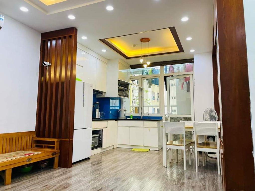 Bác gái em cần chuyển nhượng lại căn hộ 2PN 80m2 chung cư KĐT Nam Cường chỉ 7,1 tỷ, tầng 12 đẹp