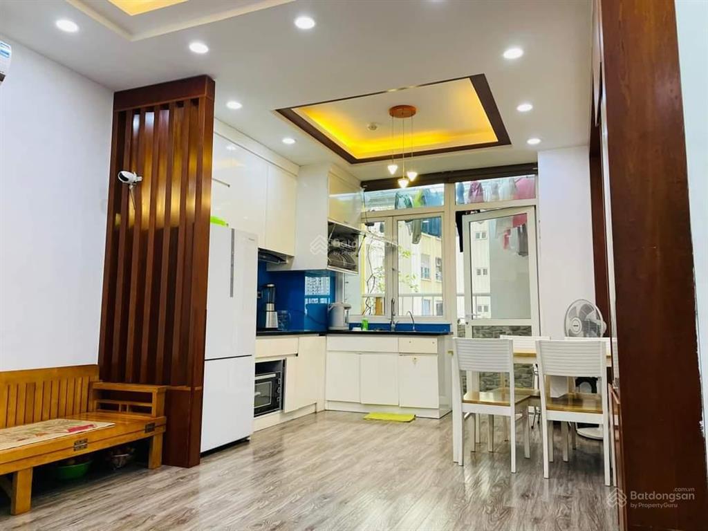 Bác gái em cần chuyển nhượng lại căn hộ 2pn 80m2 chung cư kđt nam cường chỉ 7,1 tỷ, tầng 12 đẹp