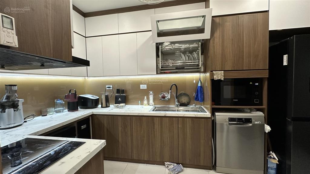 Chính chủ cần cho thuê căn hộ 3pn 110m2 chung cư kđt nam cường giá 16tr full nội thất