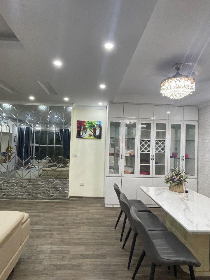 Chính chủ cho thuê nhà 3PN chung cư MHDI 60 Hoàng Quôc Việt - Full Nội Thất giá 15tr