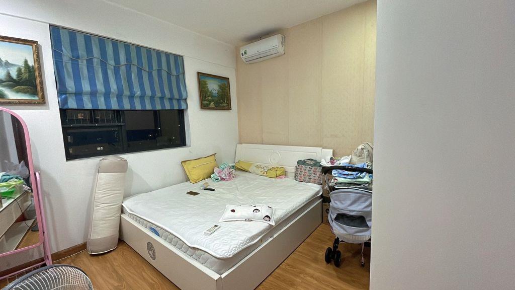 Chỉ 5,4 tỷ thôi ạ !! Em có căn hộ 2PN 70m2 chung cư Green Stars cần bán gấp , giá thấp nhất