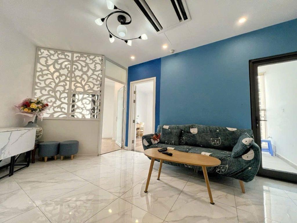 Nhỉnh 5 tỷ . Bán ngay căn hộ 2PN 58m2 chung cư Edorado Tây Hồ - Tân Hoàng Minh Full Nội Thất