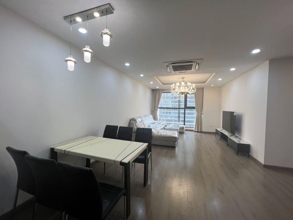 Chính chủ.. chỉ 12,9 tỷ ! nhà em cần bán căn 4PN 163m2 tầng 16 chung cư goldmark city ạ