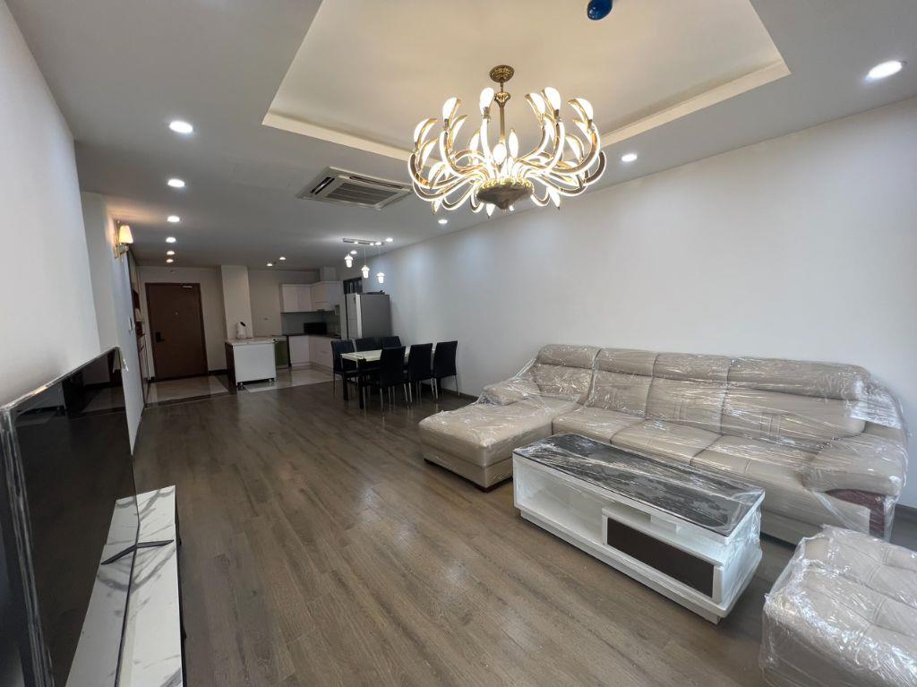 Chính chủ.. chỉ 12,9 tỷ ! nhà em cần bán căn 4PN 163m2 tầng 16 chung cư goldmark city ạ