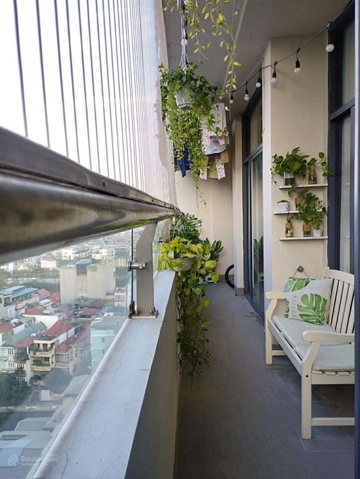 Tràng an complex. chỉ 15tr thôi ạ! em còn 1 căn 3pn full đồ hiếm có cho thuê ngay, giá hợp lý