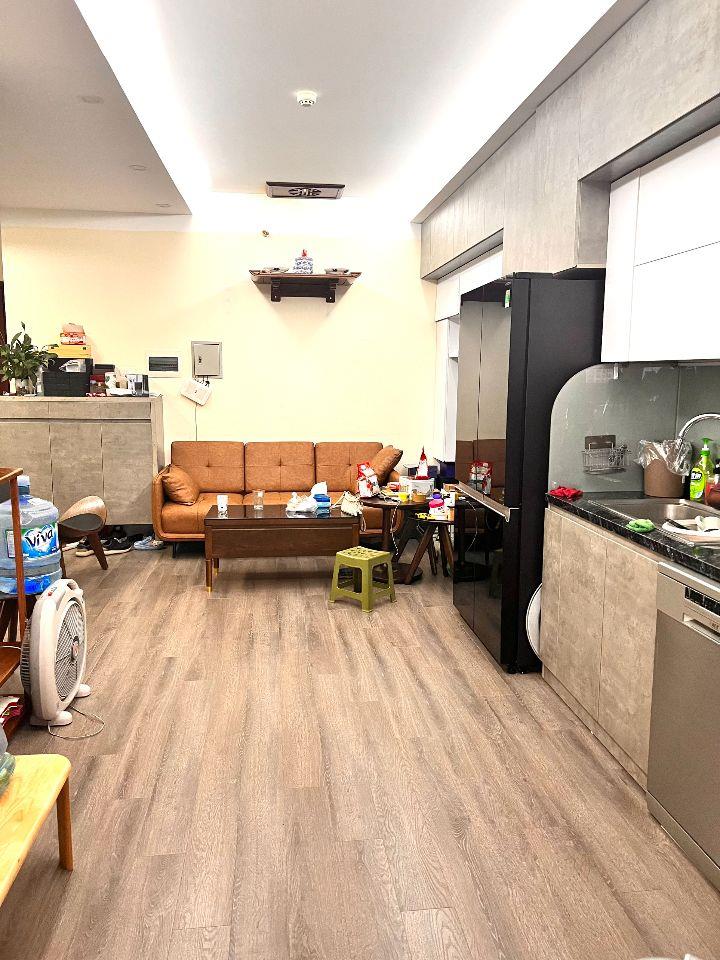 Chỉ 5,4 tỷ thôi ạ !! Em có căn hộ 2PN 70m2 chung cư Green Stars cần bán gấp , giá thấp nhất