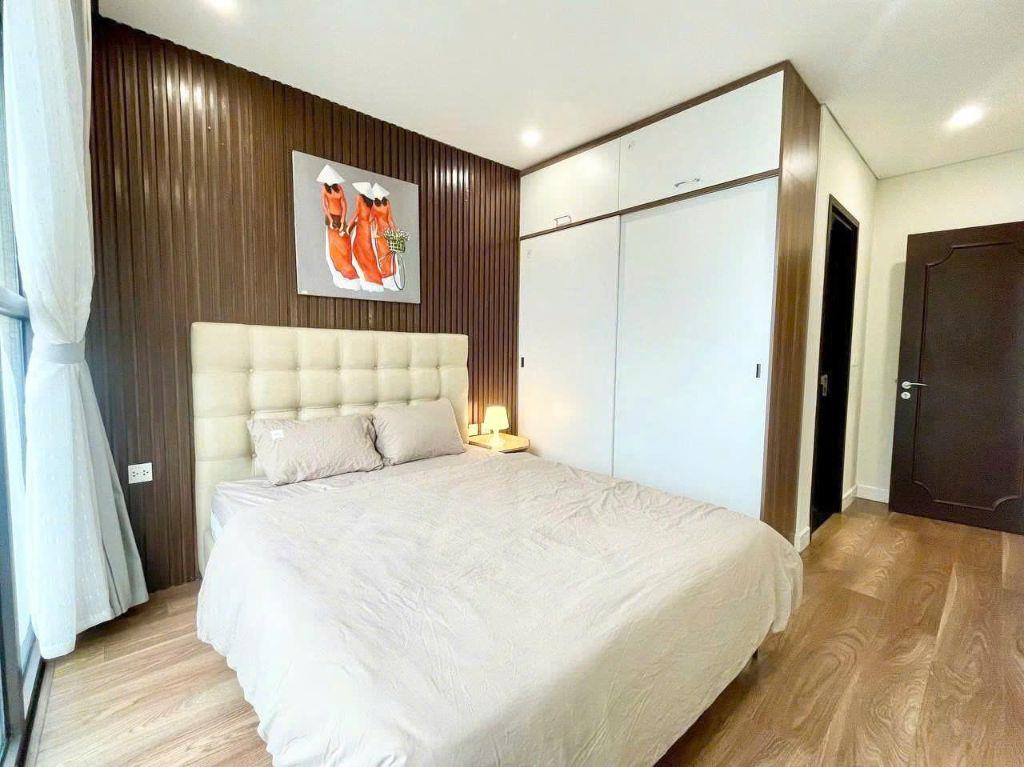 Bán Căn hộ 2PN Edorado Tây Hồ đường Lạc Long Quân chỉ 5,5 tỷ Full Nội Thất