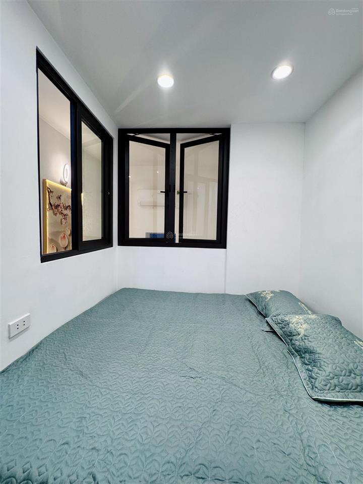 Chính chủ bán nhà 20m2 x 3.5 tầng, 4,99 tỷ tại thanh xuân, ngõ thông không quy hoạch