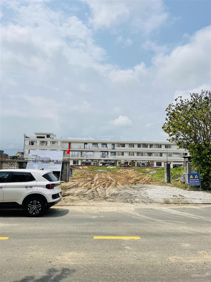 Chính chủ bán lô góc ngã 4 đường 10,5m văn tiến dũng  hòa xuân view trường học cấp 1,2 h.tây nam