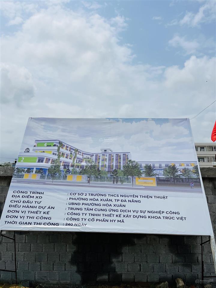 Chính chủ bán lô góc ngã 4 đường 10,5m văn tiến dũng  hòa xuân view trường học cấp 1,2 h.tây nam