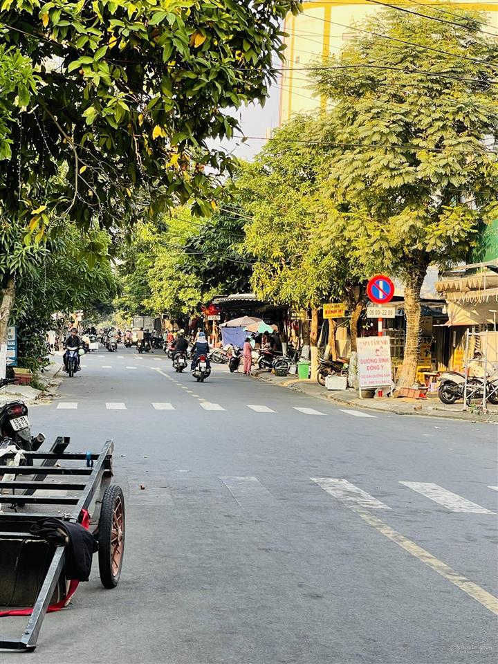 Bán đất đường 7,5m trần lê  hòa xuân  hướng tây bắc  sát chợ hòa xuân, giá tốt nhất