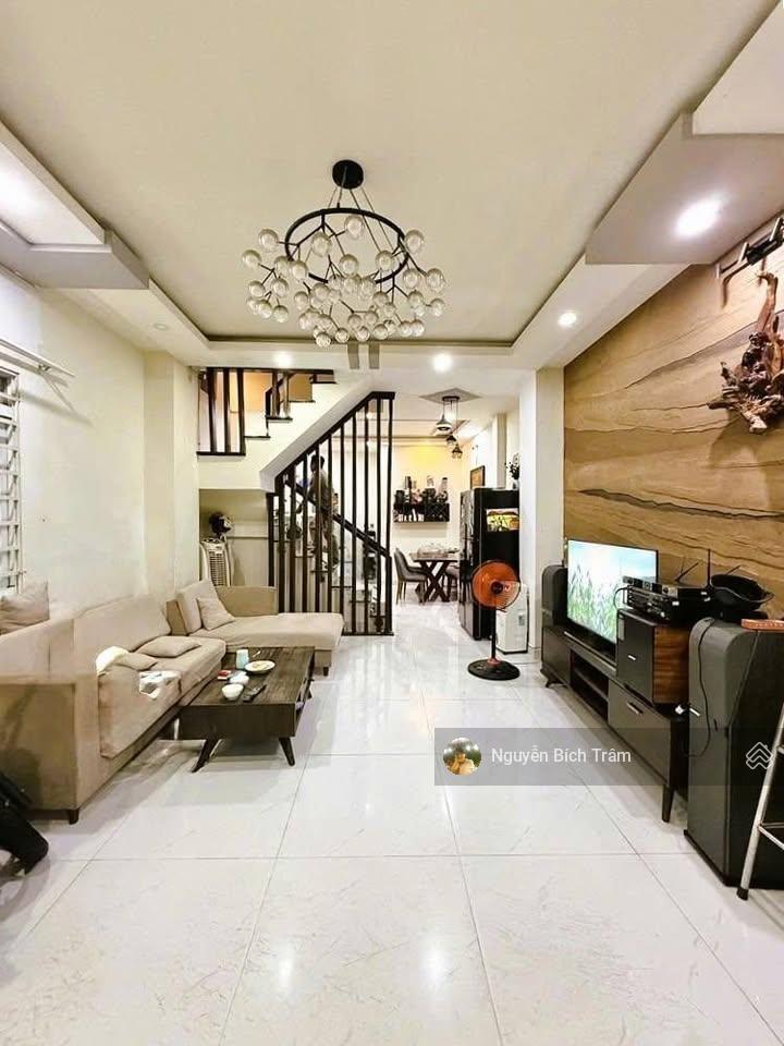 Quận 3, khu vip trần quang diệu  lê văn sỹ cách hxh 50m dt 60m2 ngang 4m, chỉ 8.3 tỷ