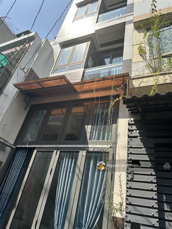 Nhà phố gò vấp  3tầng đường thống nhất p. 11  4.2x17m vuông  chính chủ tâm huyết  6. x tỷ tl