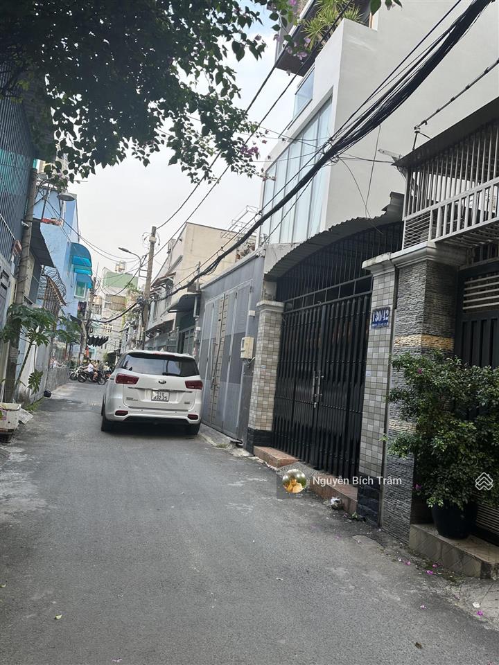 Nhà đẹp hẻm xe tải tân hương  ngay khu vip tân quý  3tầng 70m2  hơn 7 tỷ