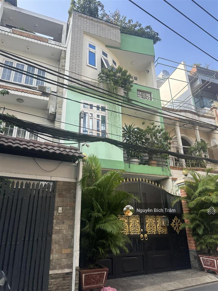 Nr cạnh quận 10 gần cx lữ gia  hxh 6m lý thường kiệt p.9, dt 65m2x3t đất vuông. 9,4 tỷ