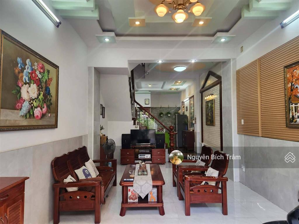 Hẻm nhựa 5m ngay chợ tân hương 4x17m 5tầng  gần mặt tiền nhỉnh 7 tỷ tl chủ