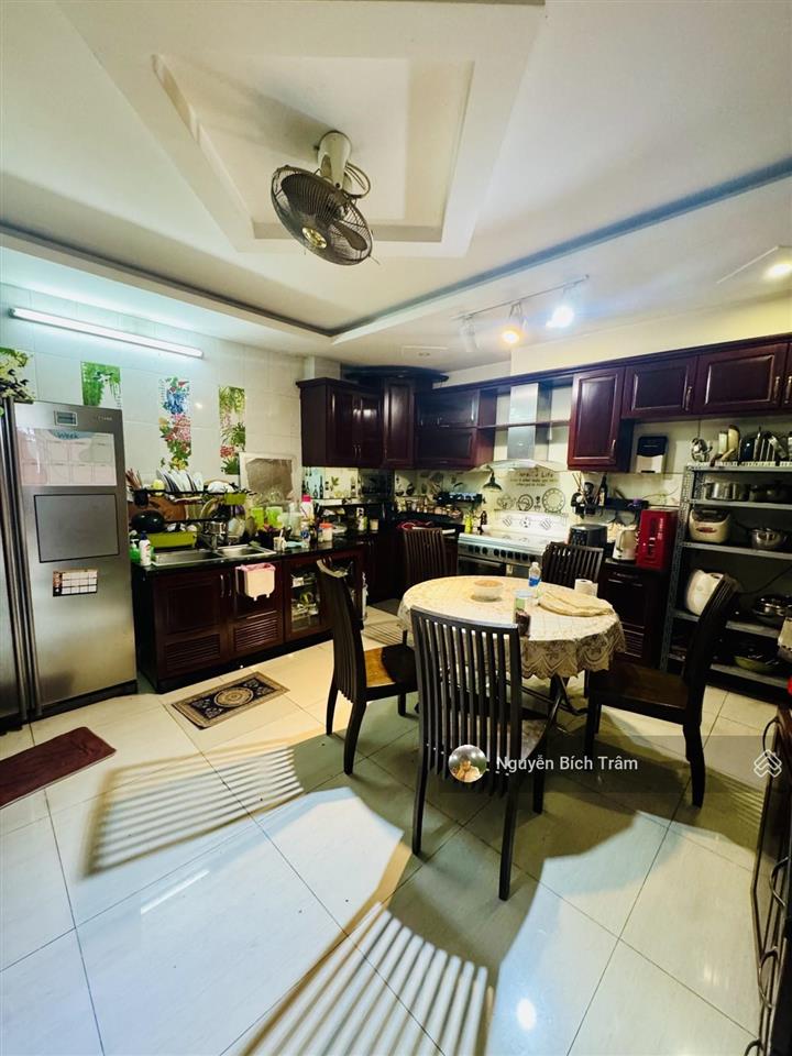 Hẻm nhựa 5m ngay chợ tân hương 4x17m 5tầng  gần mặt tiền nhỉnh 7 tỷ tl chủ