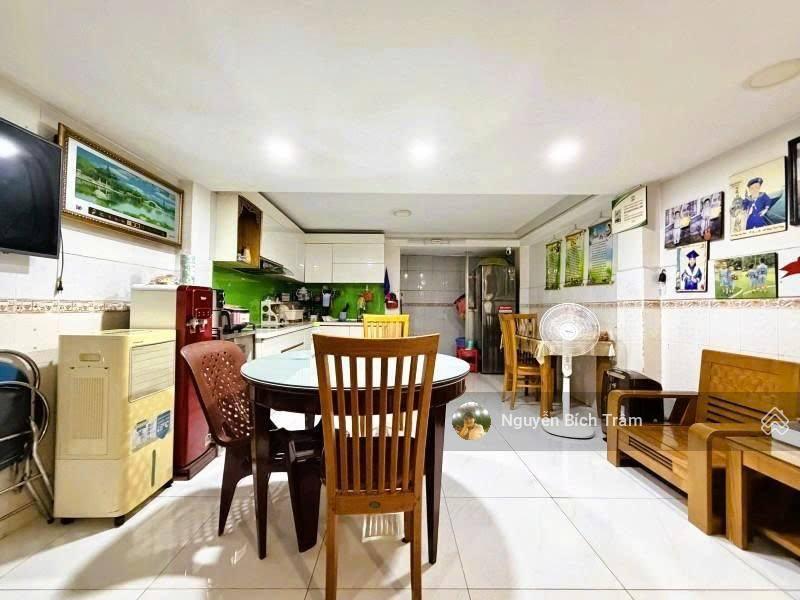 Khu hiếm bán! nhà vườn lài tân phú  7 chỗ ngủ sân  hxh thông  ngang 5x17mx4t  6.5 tỷ tl