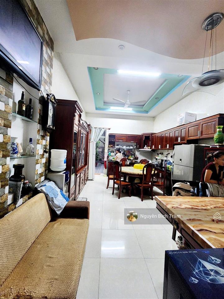 Tân phú  vườn lài hẻm kd 6m  50m ra mt tân hương  dt 4x22m 3 tầng  chào 6.7 tỷ tl