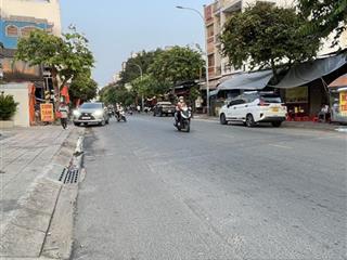 Mặt tiền kd đường độc lập  76m2  lề đường 4m  hơn 10 tỷ  tiện xây mới