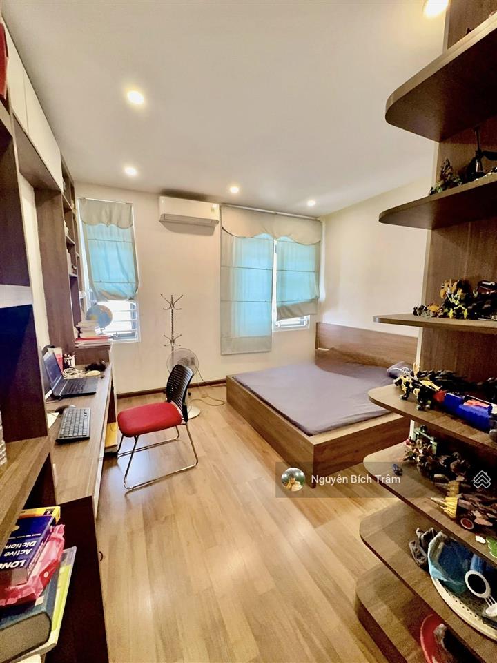 Hẻm ôtô lê đình thám  cách mt 4 căn  4 tầng ngang 4m  chính chủ giá rẻ tl 6.5 tỷ