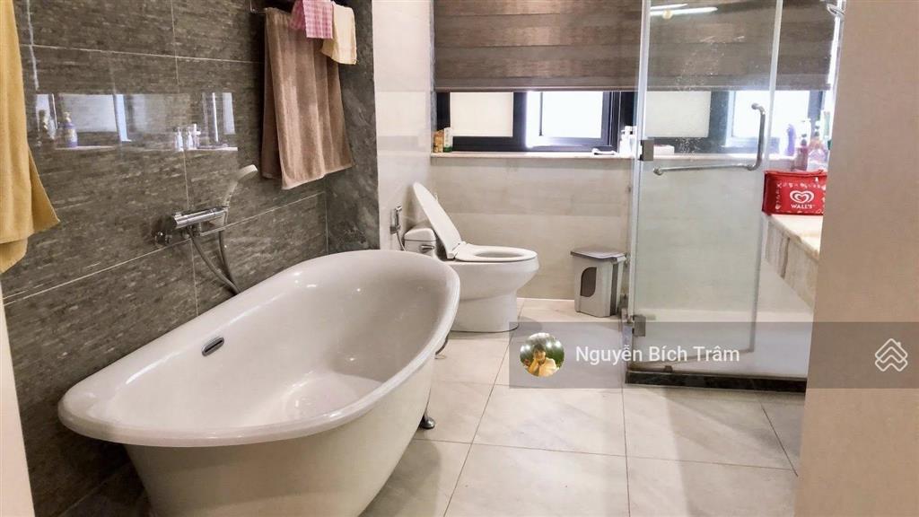 Mt hẻm 8m lý thường kiệt giáp q1  ngang 5.5x16.5x5t shr a4  chủ xây tâm huyết  16.2 tỷ tl